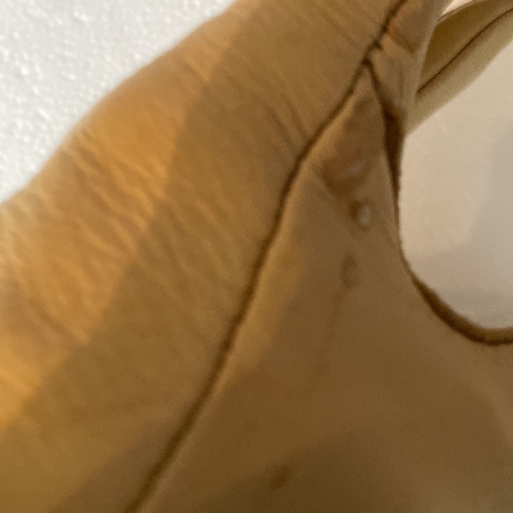 Gloves. - Picture 3 of 6